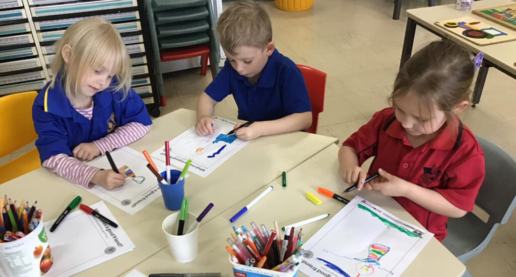 Outside school hours child care craft activities